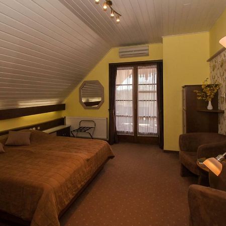 Hasik Hotel Magyarpolány Esterno foto